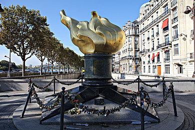 寒冬已至！《索拉斯塔:冰之宫殿》现已发售！